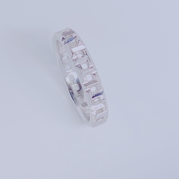 Tiffany T
True Narrow Ring - Picture 5 of 11
